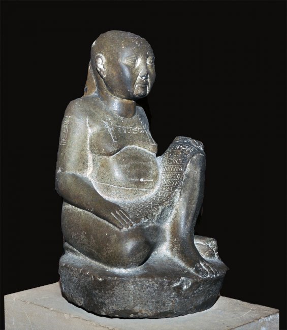 تمثال حاروا