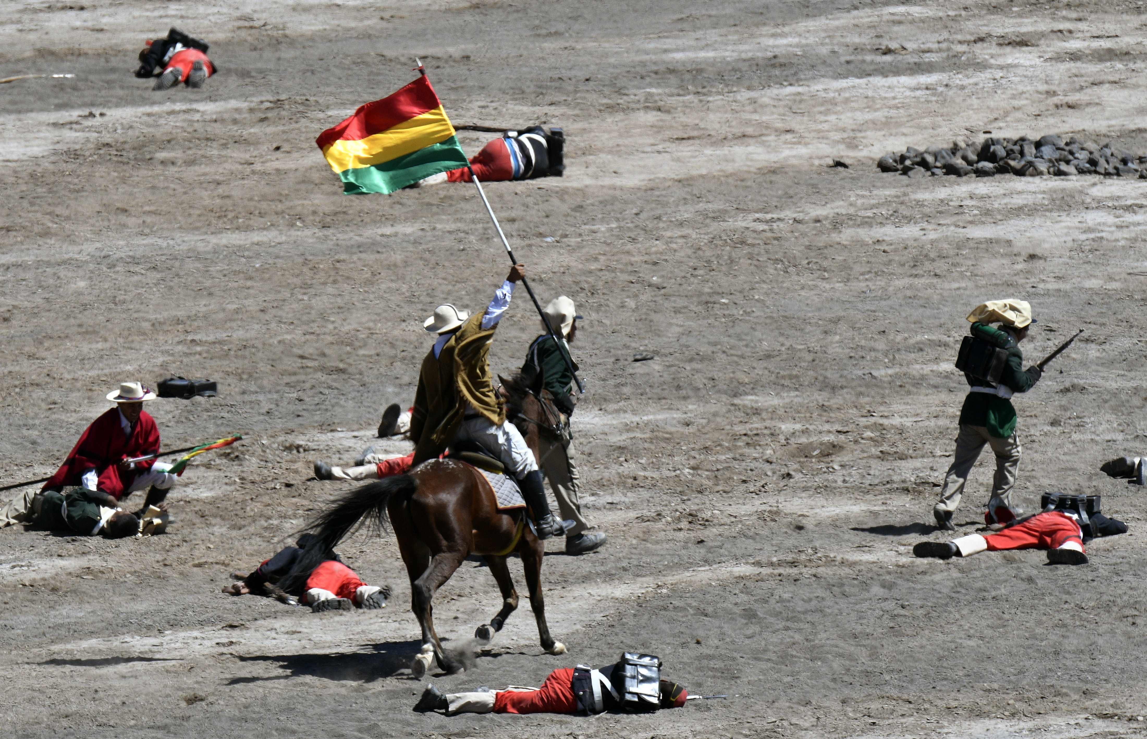 إعادة تمثيل انتصار القوات البوليفية على تشيلى