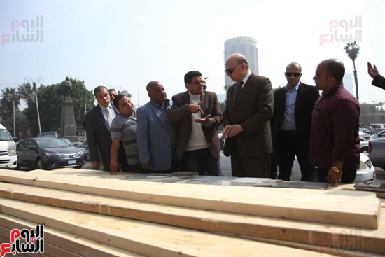 محافظ القاهرة يتفقد أعمال تطوير كوبرى الجلاء (6)