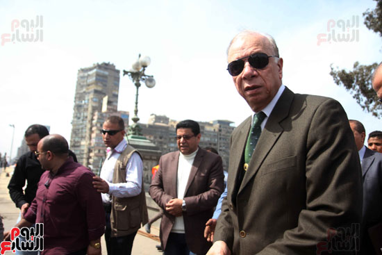 محافظ القاهرة يتفقد أعمال تطوير كوبرى الجلاء (1)