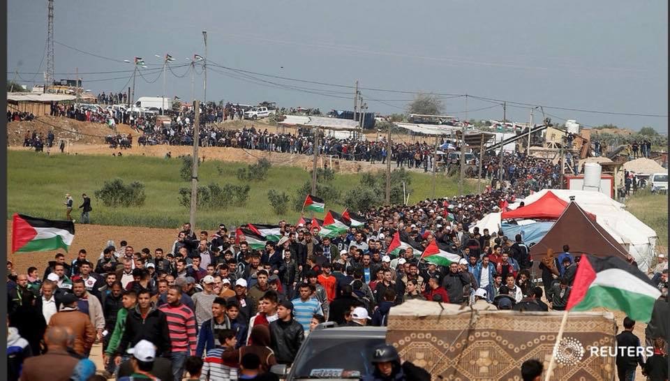 فلسطينيون يحتشدون شمال قطاع غزة فى مسيرة العودة