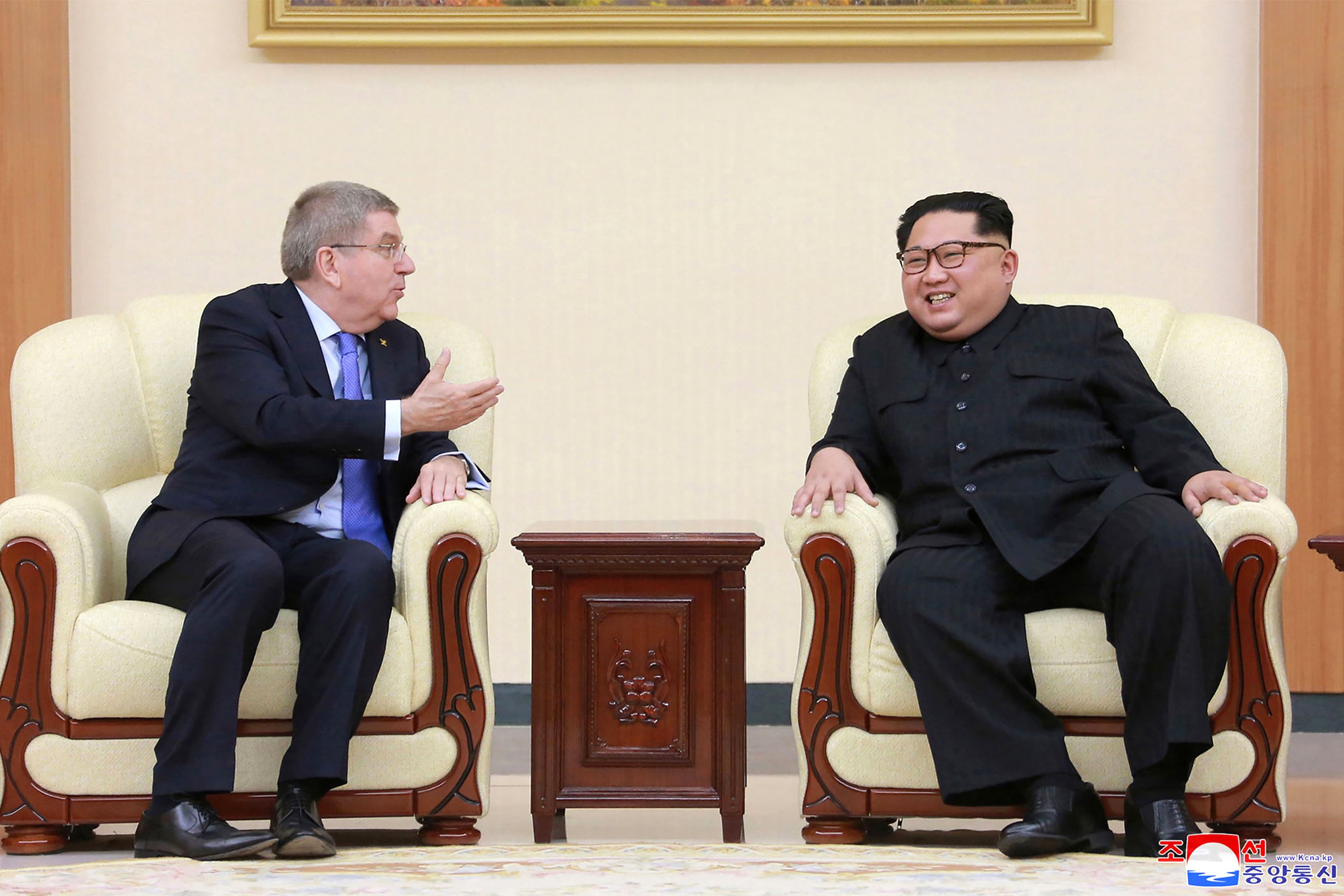زعيم كوريا الشمالية مع توماس باخ