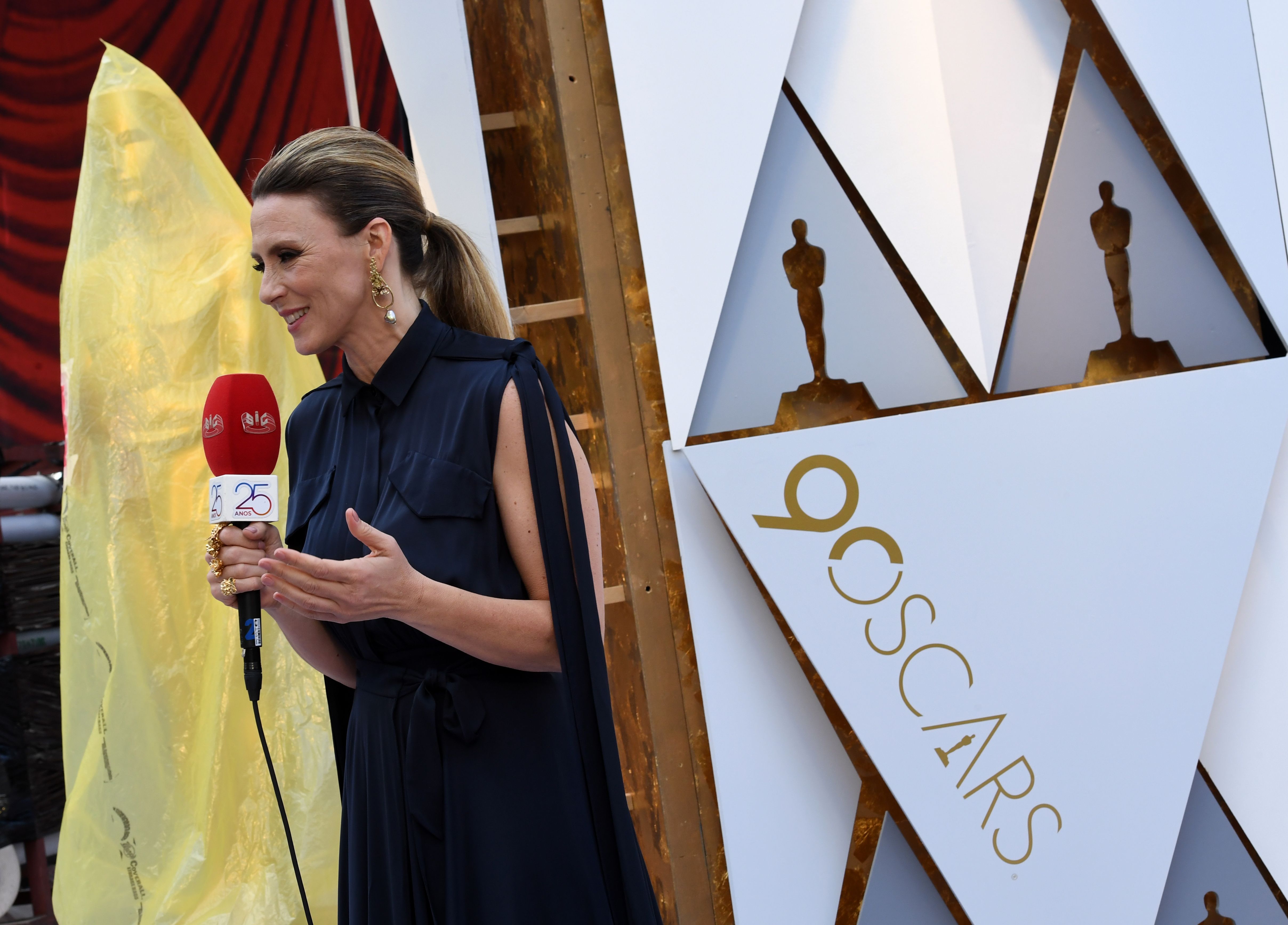 توافد وسائل الاعلام لمتابعة الاستعدادات