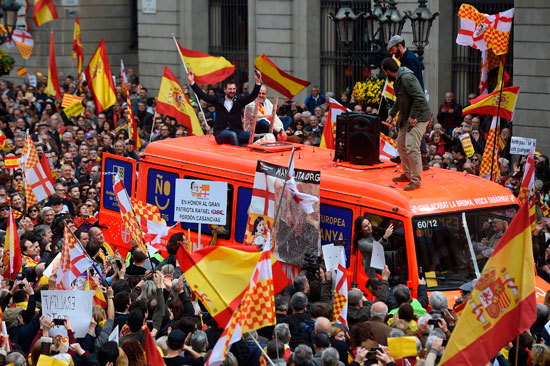 مظاهرات رفض استقلال إقليم كتالونيا عن إسبانيا