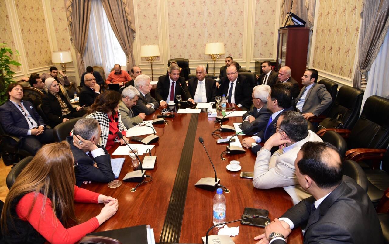 اجتماع لجنة الشباب والرياضة مع مرتضى منصور لمناقشة أزمة الزمالك (5)