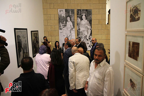 خالد سرورو يفتتح صالون القاهرة بقصر الفنون بالأوبرا (25)