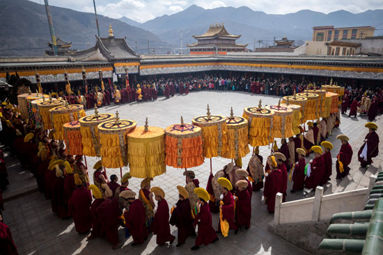 طقوس مهرجان الصلاة الكبير فى المعابد البوذية
