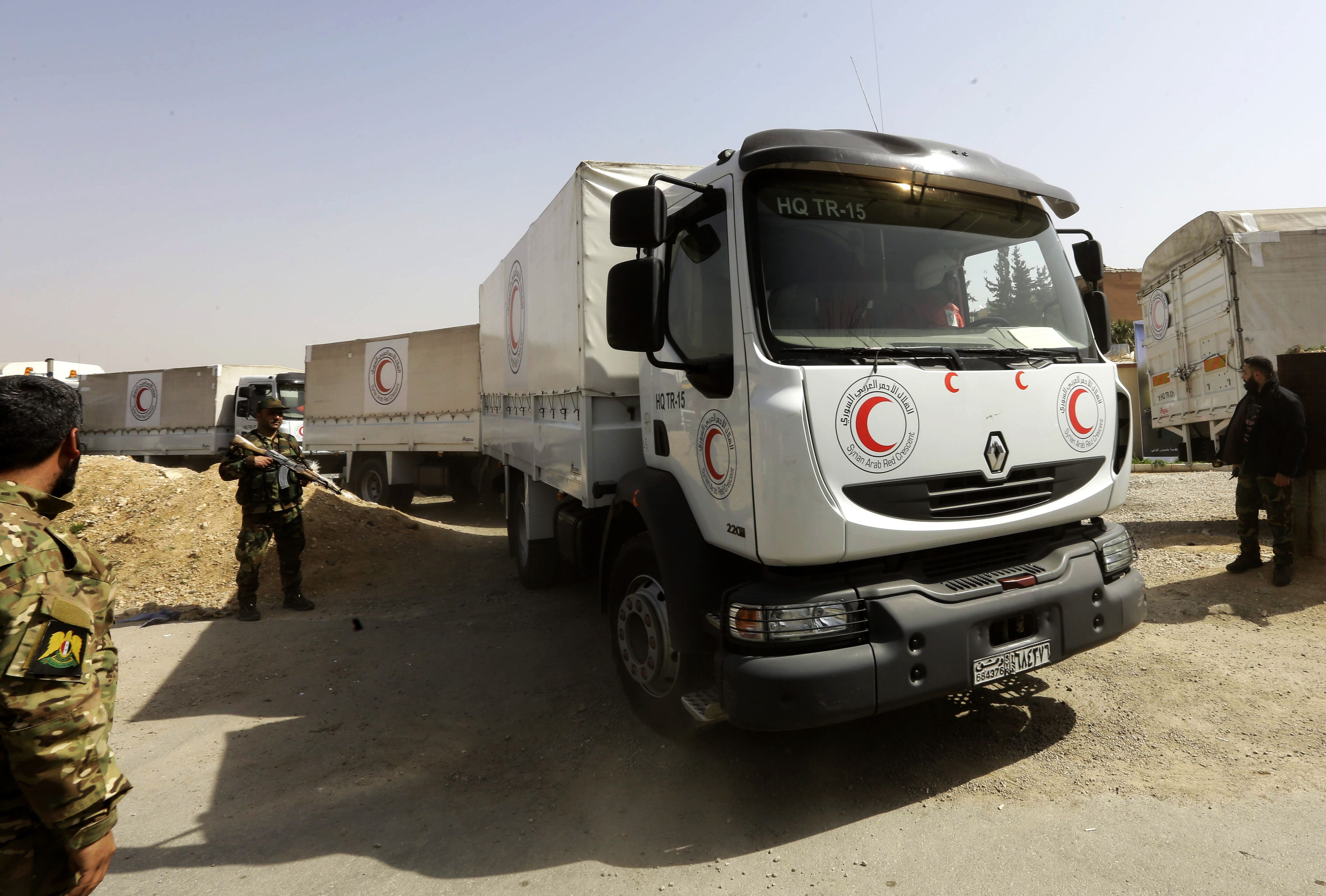 قافلة مساعدات إنسانية تدخل الغوطة الشرقية