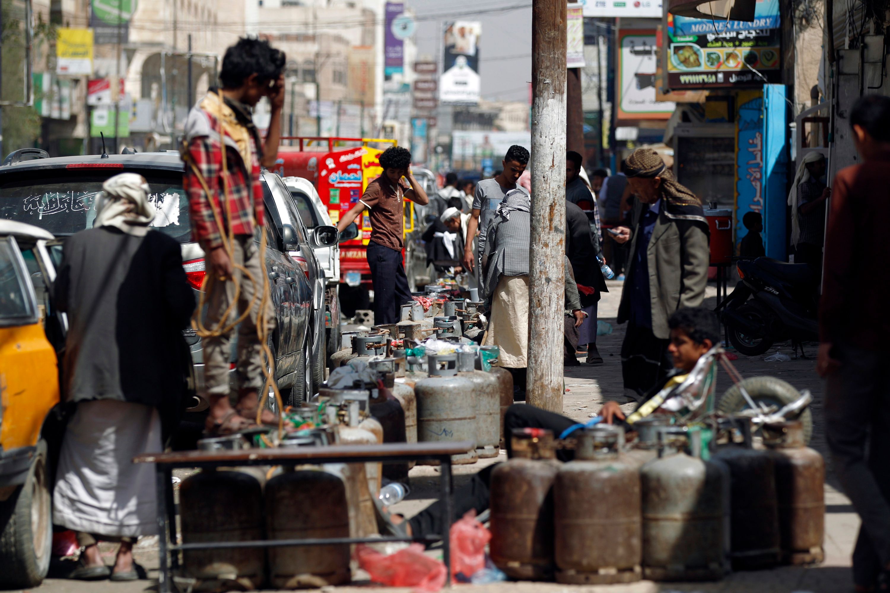 أزمة الانابيب فى اليمن