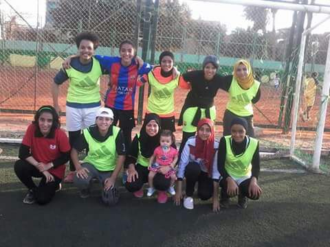 1- فريق نادى معلمين بنى سويف لكرة القدم النسائية