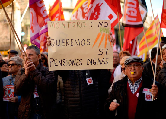 تظاهر المتقاعدون فى إسبانيا