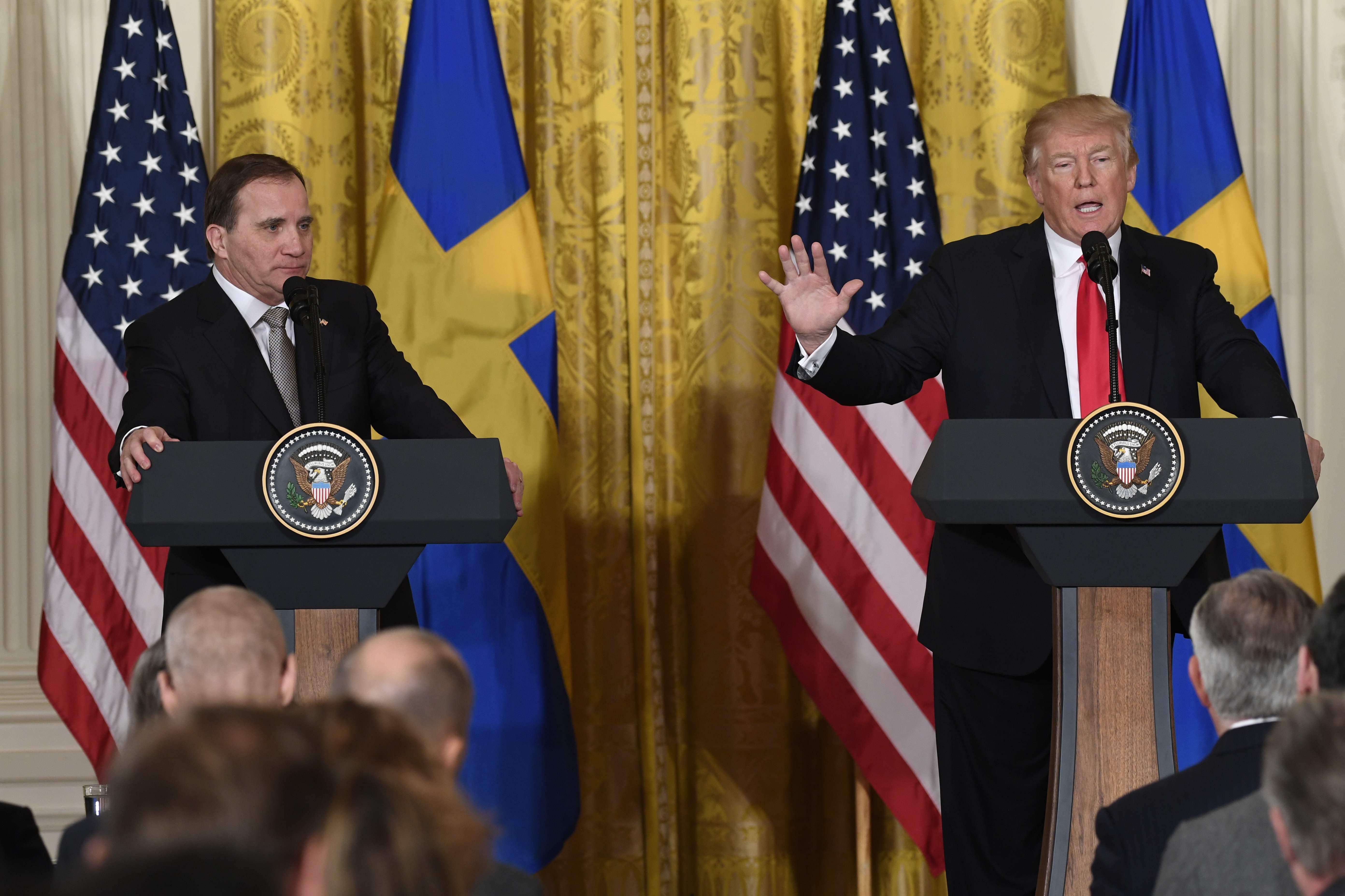 جانب من المؤتمر الصحفى بين ترامب ورئيس الوزراء السويدى