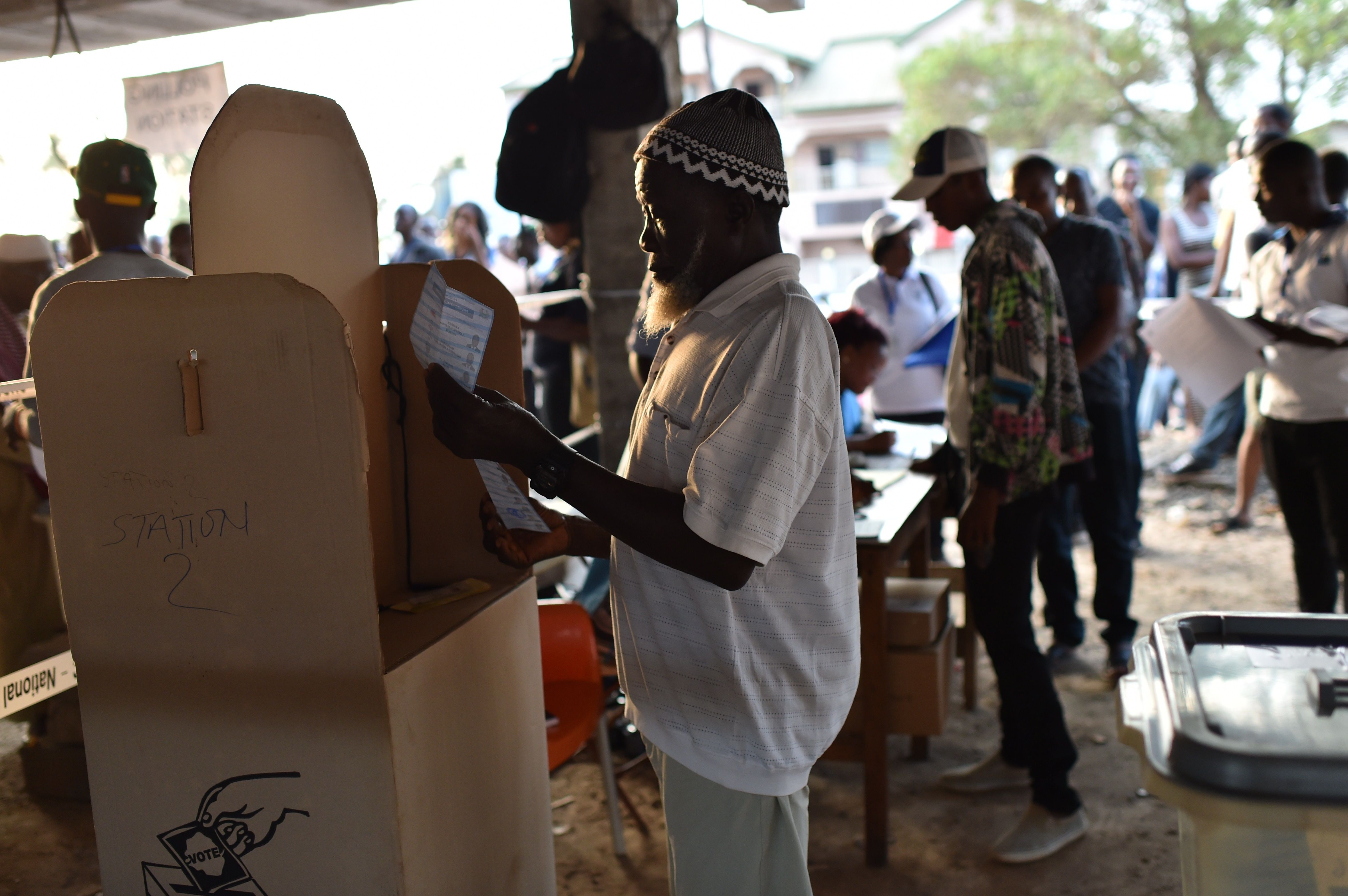 الانتخابات فى سيراليون
