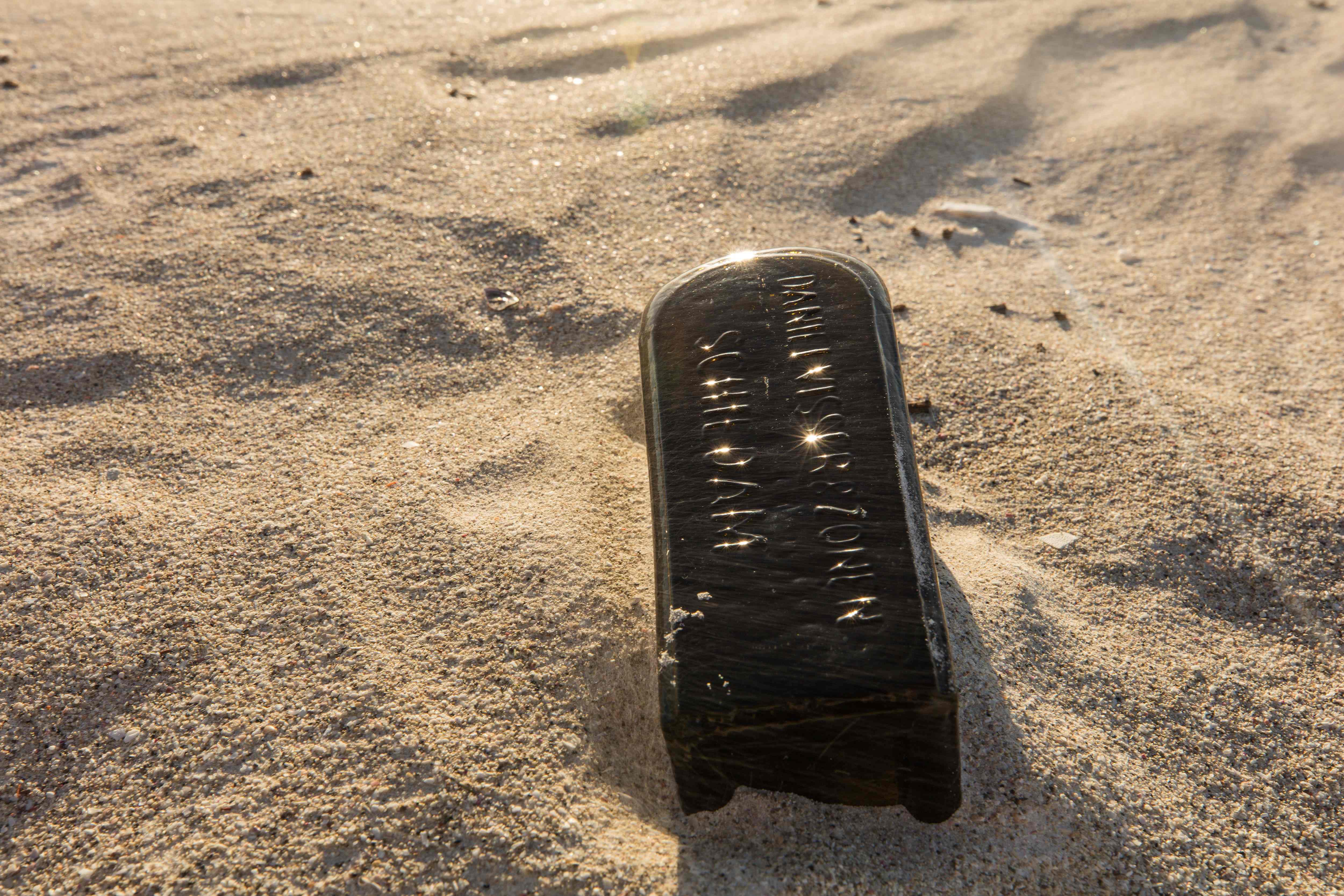 العثور على رسالة قديمة على شواطئ استراليا