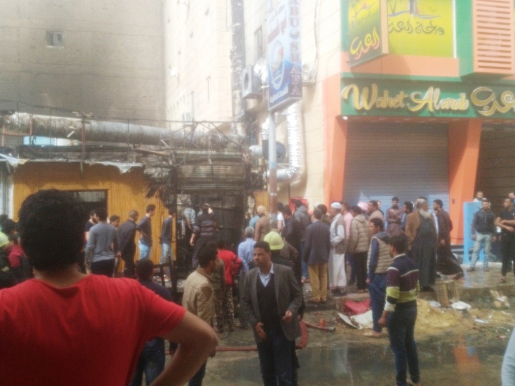 إخماد حريق اندلع بأحد مطاعم الأسماك بمطروح إخماد حريق اندلع بأحد مطاعم الأسماك بمطروح