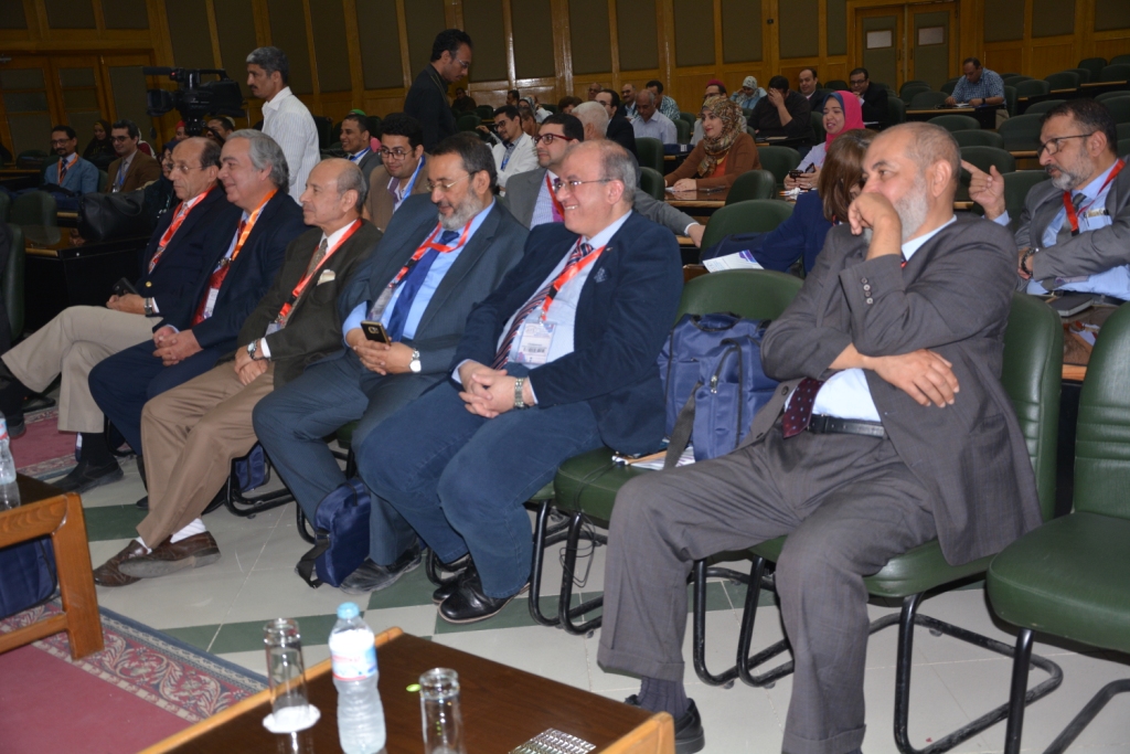 مؤتمر جراحة الأوعية بجامعة أسيوط (1)
