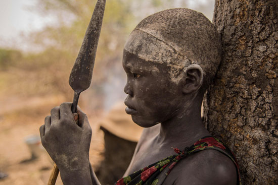 طفل-يرعى-الماشية-فى-جنوب-السودان