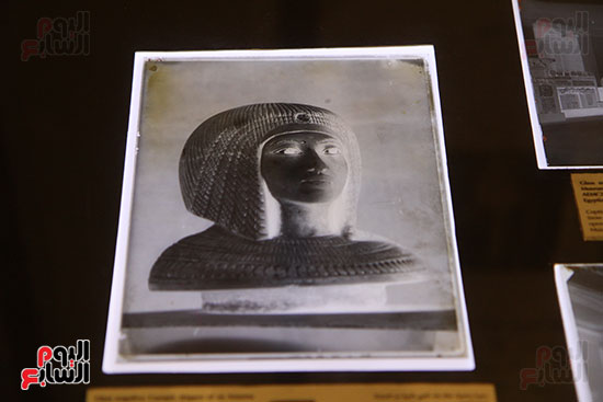 خالد العنانى وزير الآثار يفتتح معرض مصر على الزجاج بالمتحف المصرى (8)