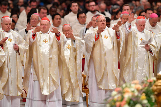 قداس عيد الفصح فى الفاتيكان