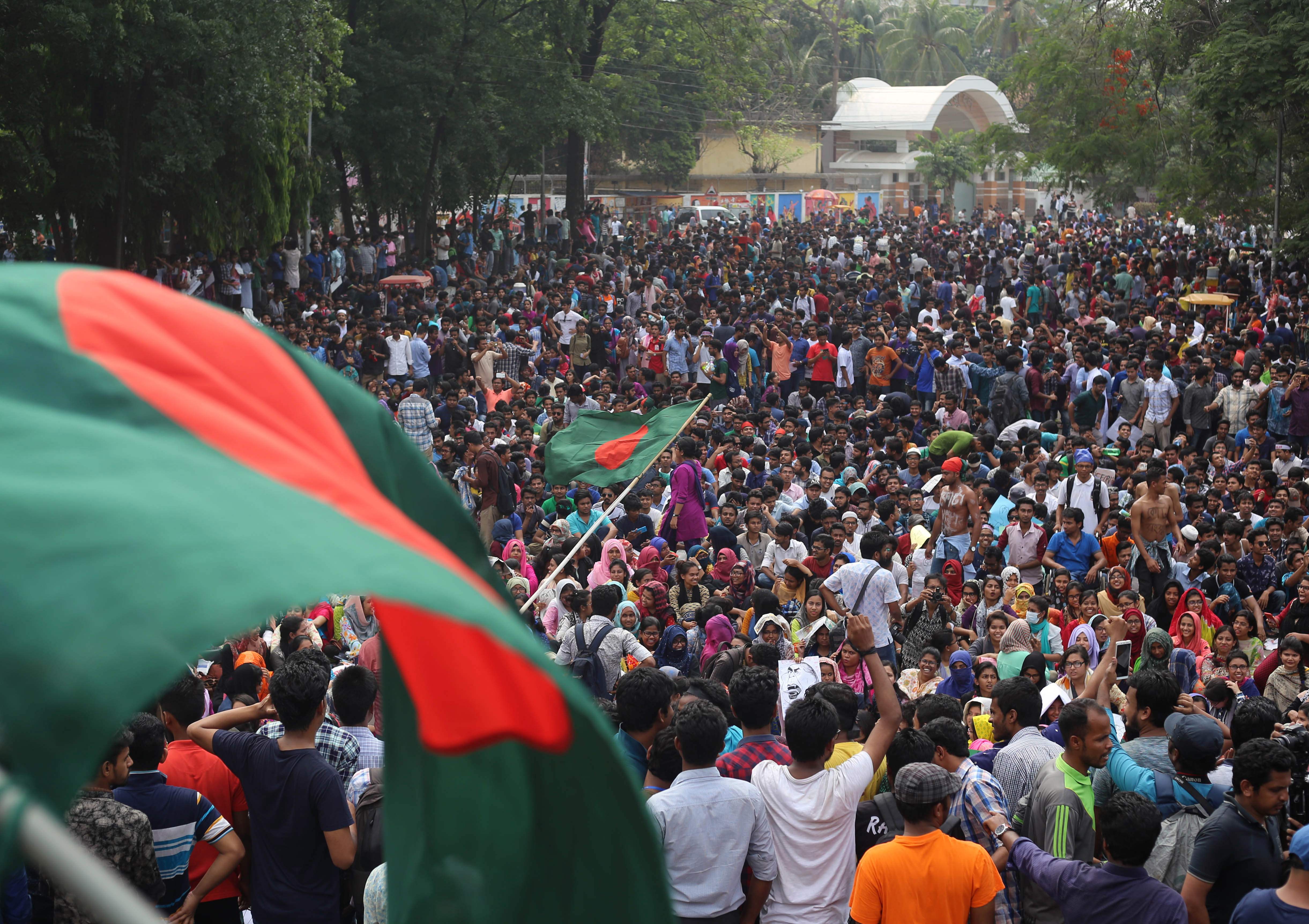احتجاجات فى بنجلاديش