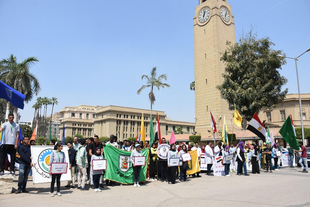 الخشت يفتتح مهرجان الأسر الطلابية بجامعة القاهرة  (1)