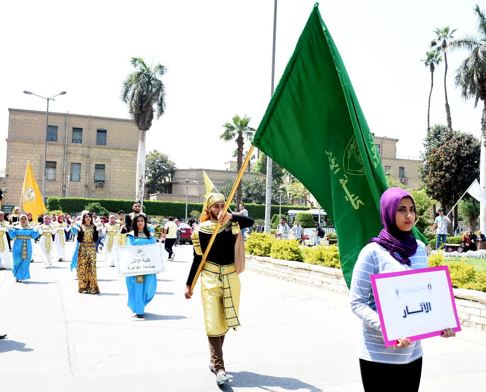الخشت يفتتح مهرجان الأسر الطلابية بجامعة القاهرة  (2)