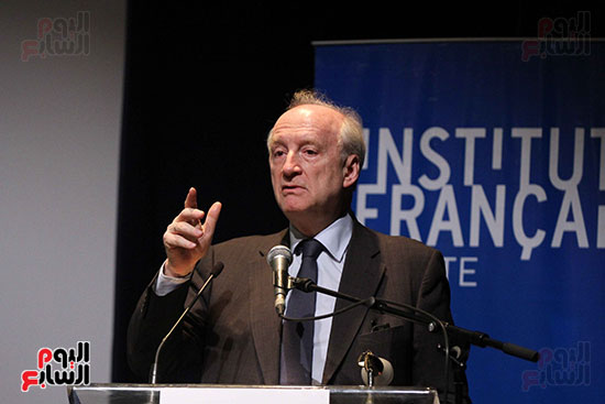 وزير الخارجية الفرنسى الأسبق، أوبير فيدرين (6)