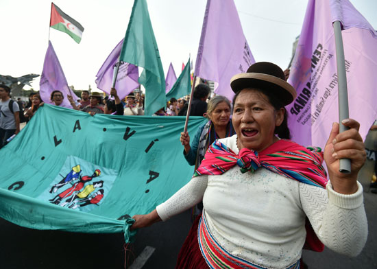 مظاهرات فى البيرو على هامش مؤتمر الأمريكتين