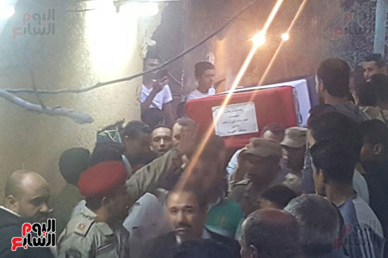 جنازة الرائد أحمد الخولى بشبرا الخيمة (5)
