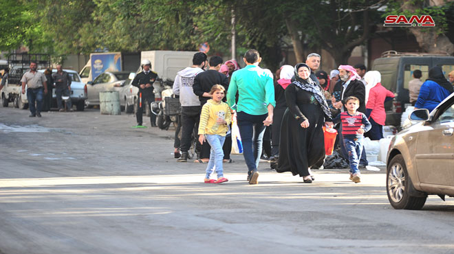 المواطنون السوريون فى الشوارع