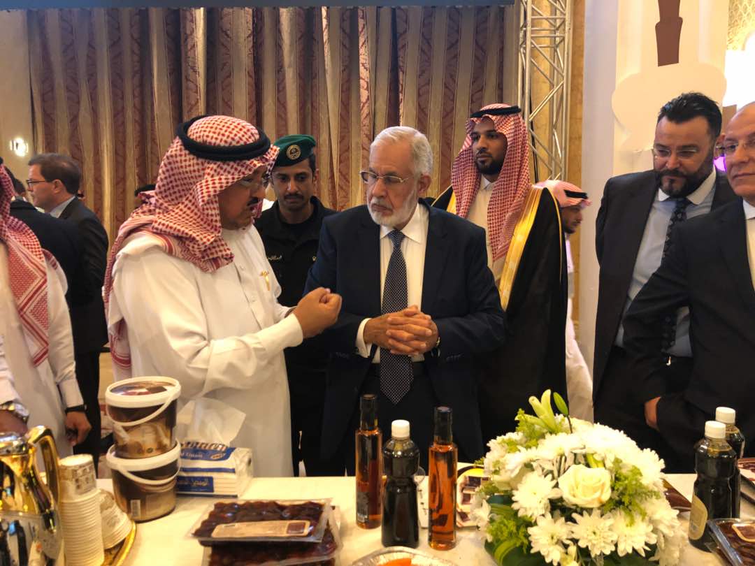 وزير الخارجية الليبى مع مستثمرين سعوديين