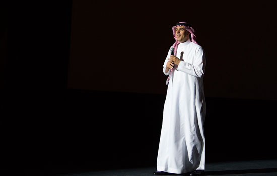 وزير الثقافة السعودي يفتتح السينما 