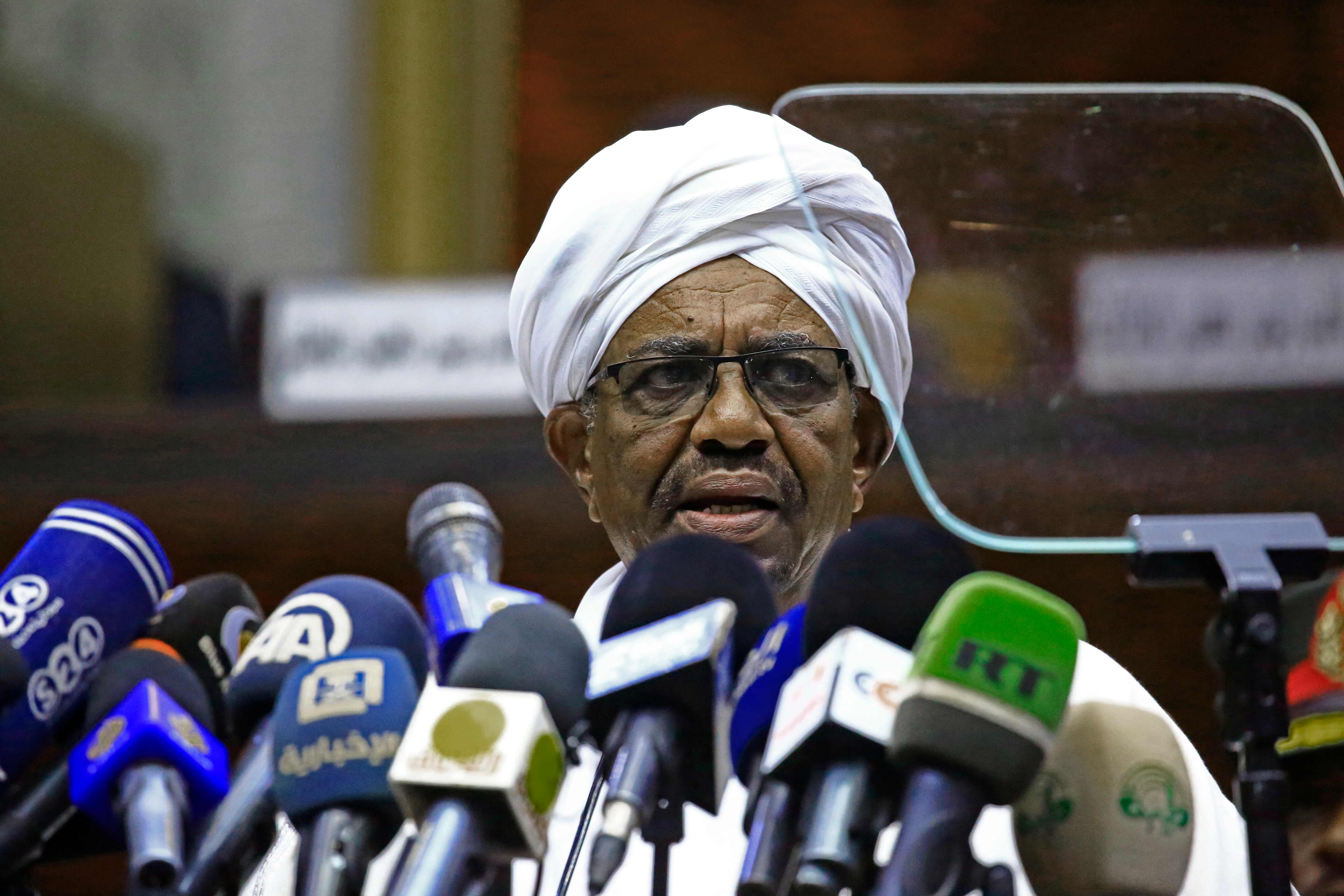 عمر البشير الرئيس السودانى