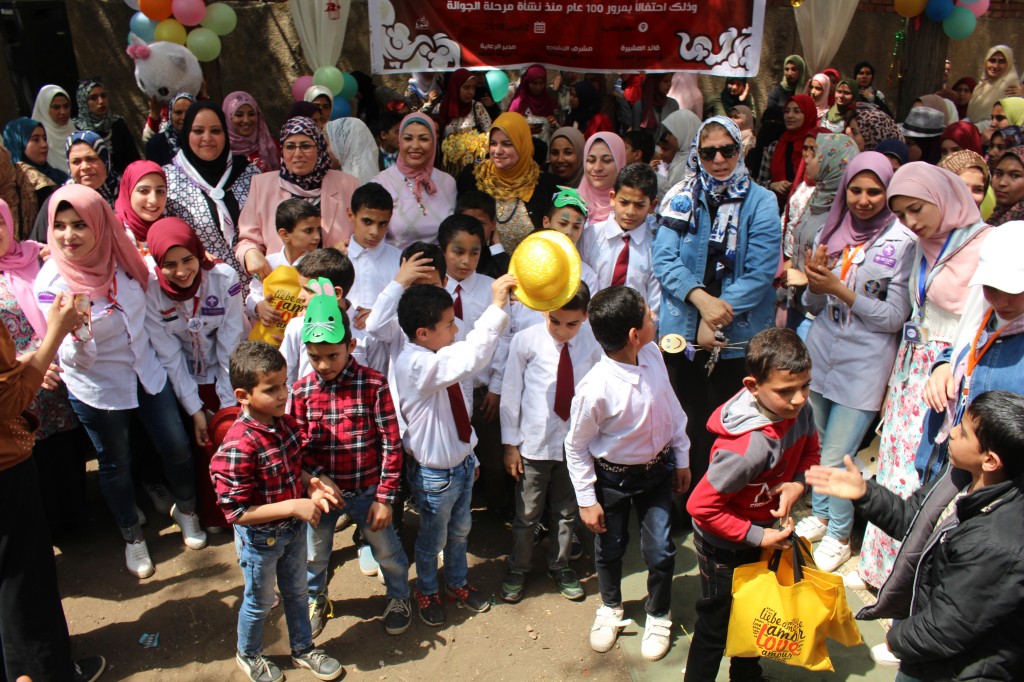كلية التمريض تستضيف الأطفال الأيتام (1)