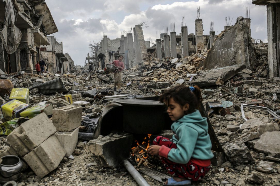 8- يعتقد أن 20 ألف طفل سورى فقدوا حياتهم فى الحرب