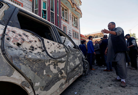سيارة محطمة إثر تفجير فى أفغانستان