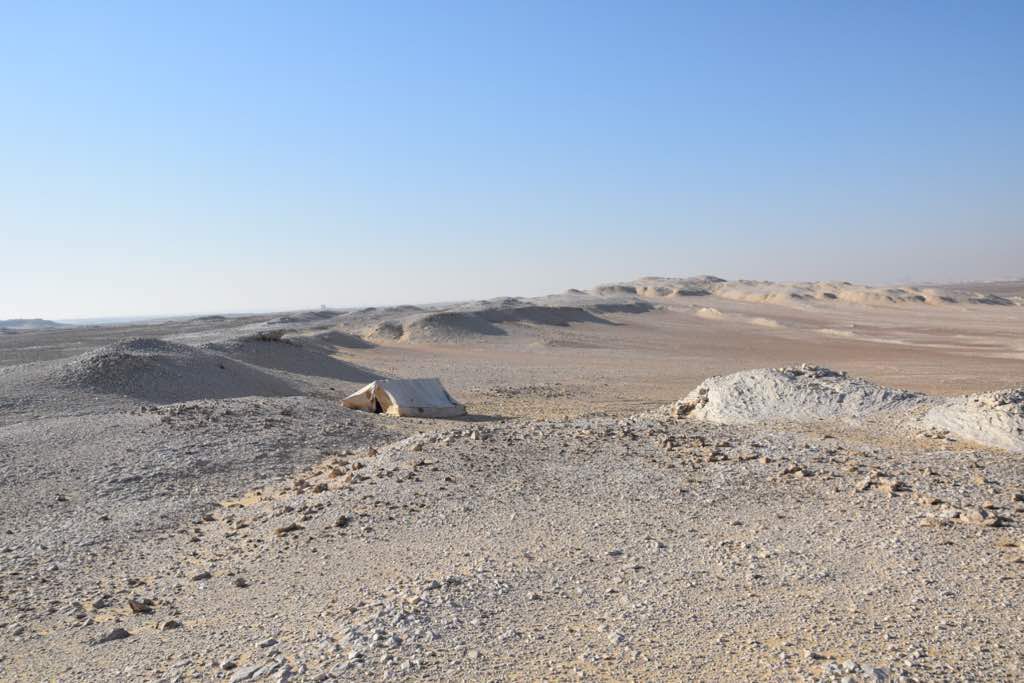 معسكرات الارهابين في عمق الصحراء
