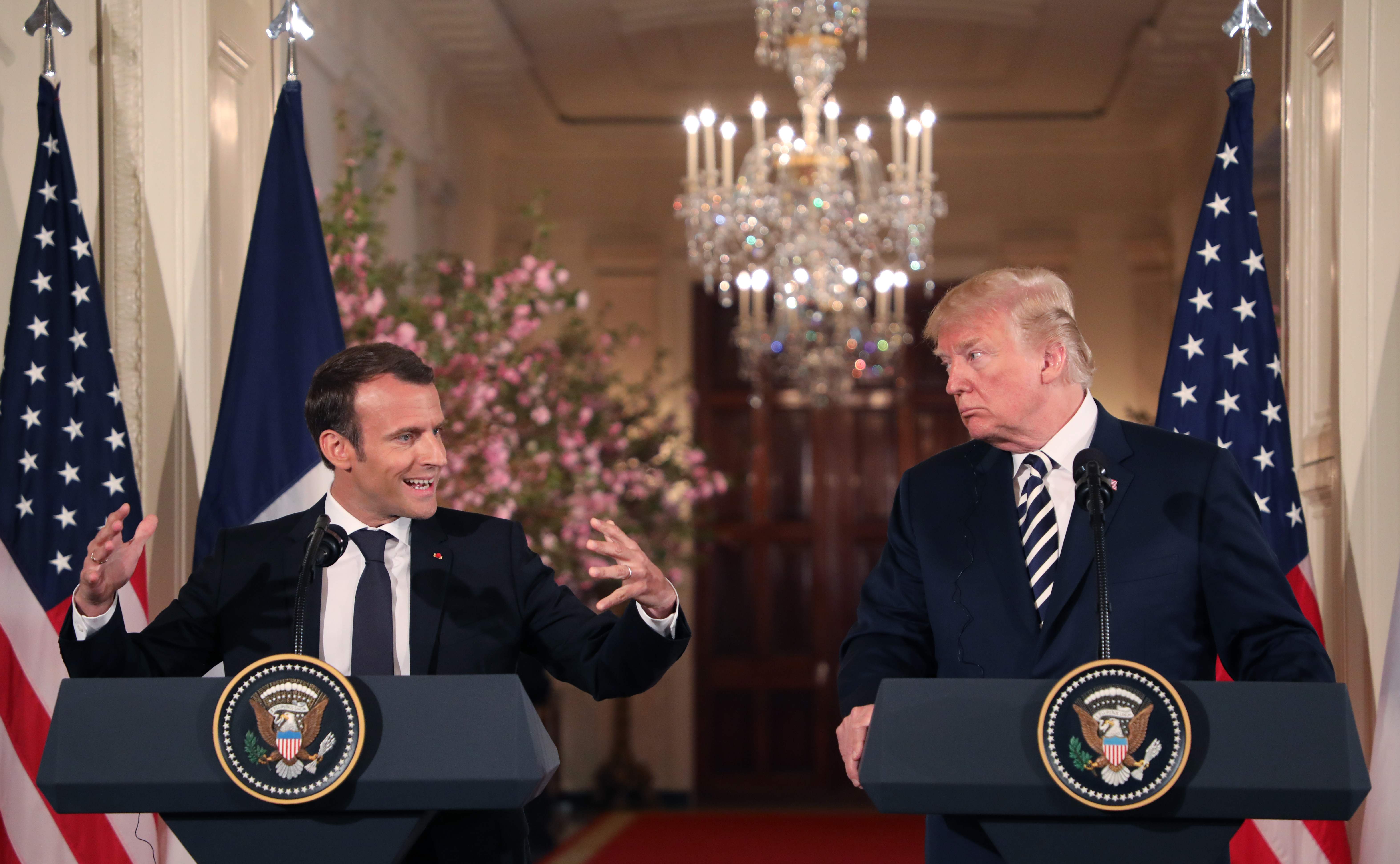 مؤتمر صحفى بين الرئيس الأمريكى والفرنسى