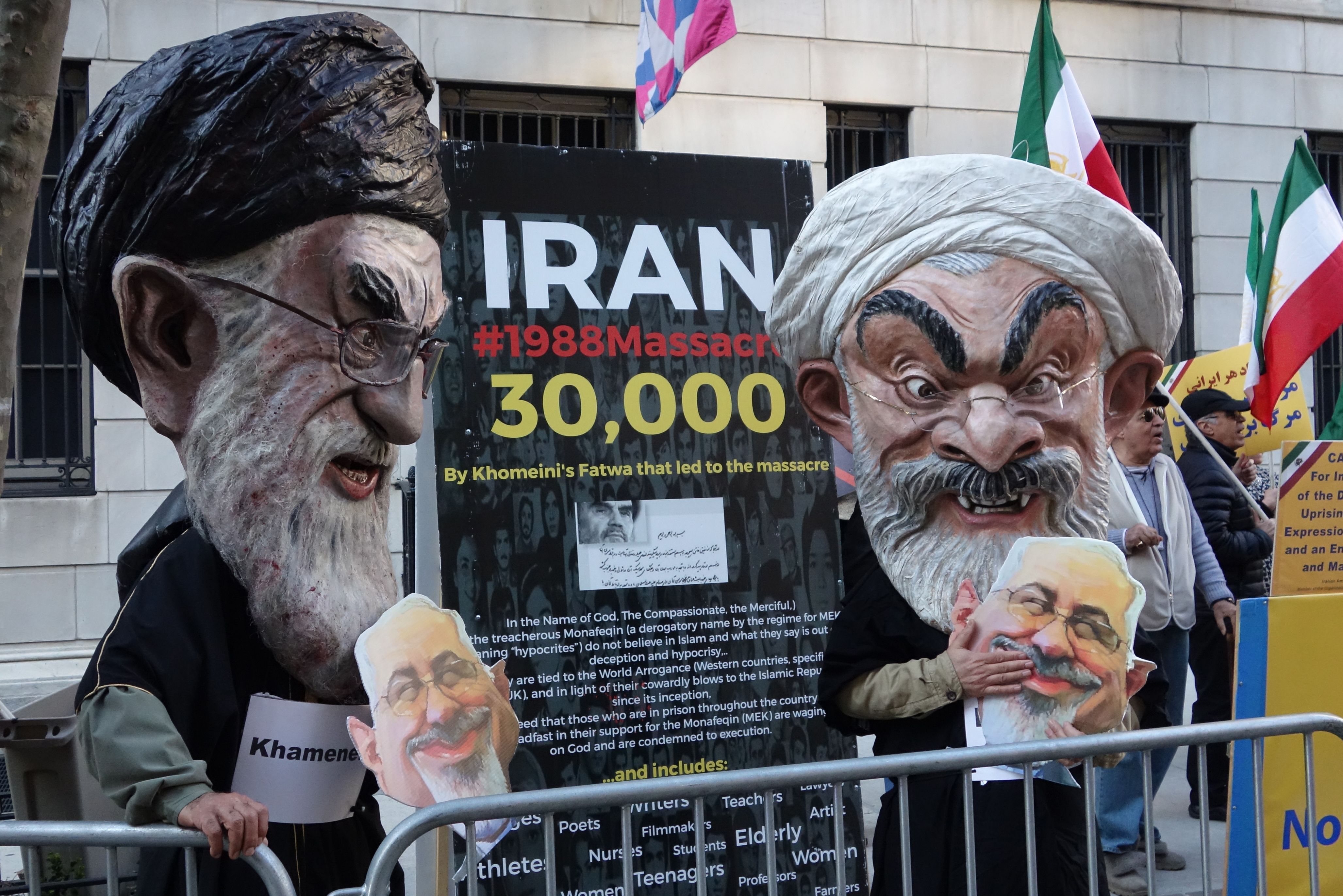 مظاهرات ضد إيران أمام مجلس العلاقات الخارجية فى نيويورك