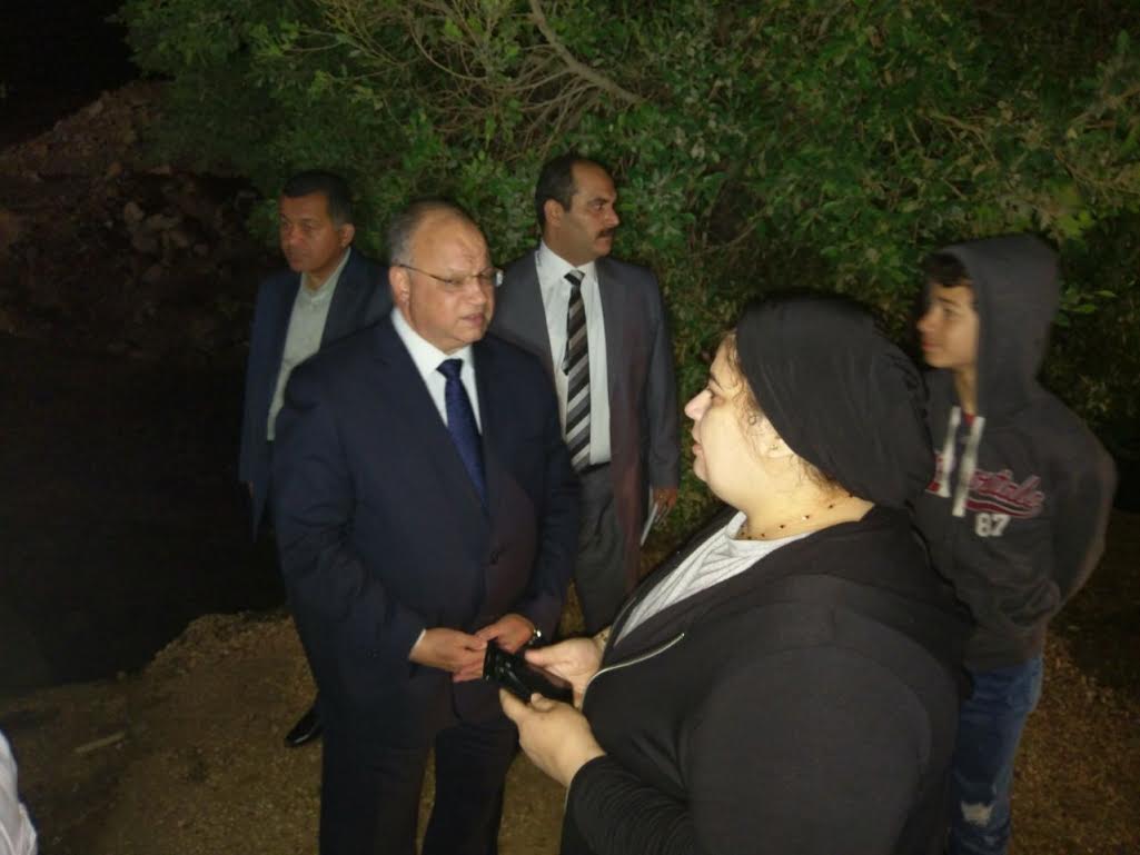 مدير امن القاهرة يشرف على عمليات انقاذ الطلاب