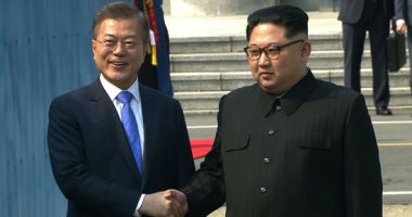 زعيم كوريا الشمالية ونظيره الجنوبى