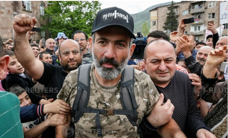 تجول زعيم المعارضة الأرمينية