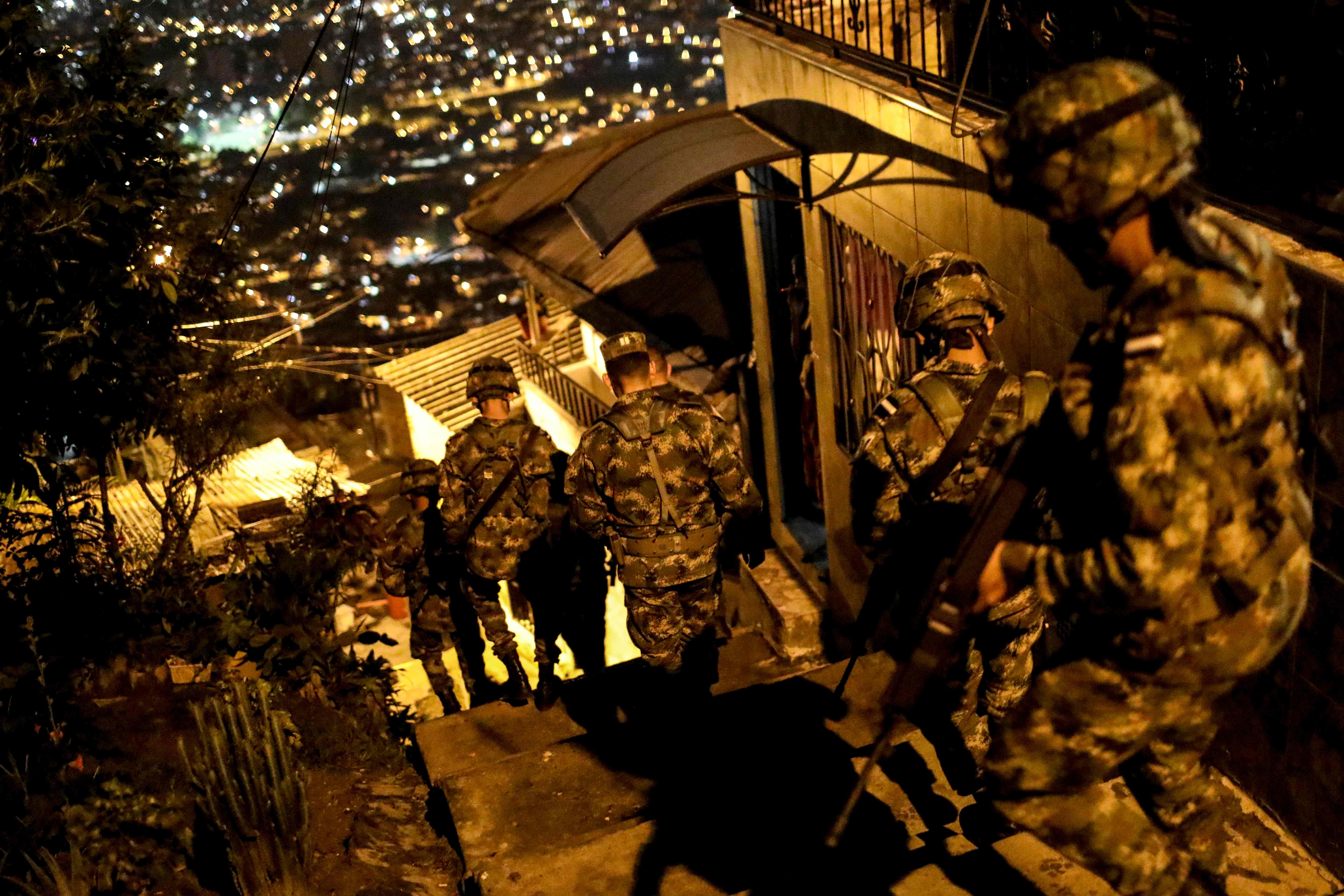 تكثيفات أمنية لمواجهة ازدياد العنف فى كولومبيا
