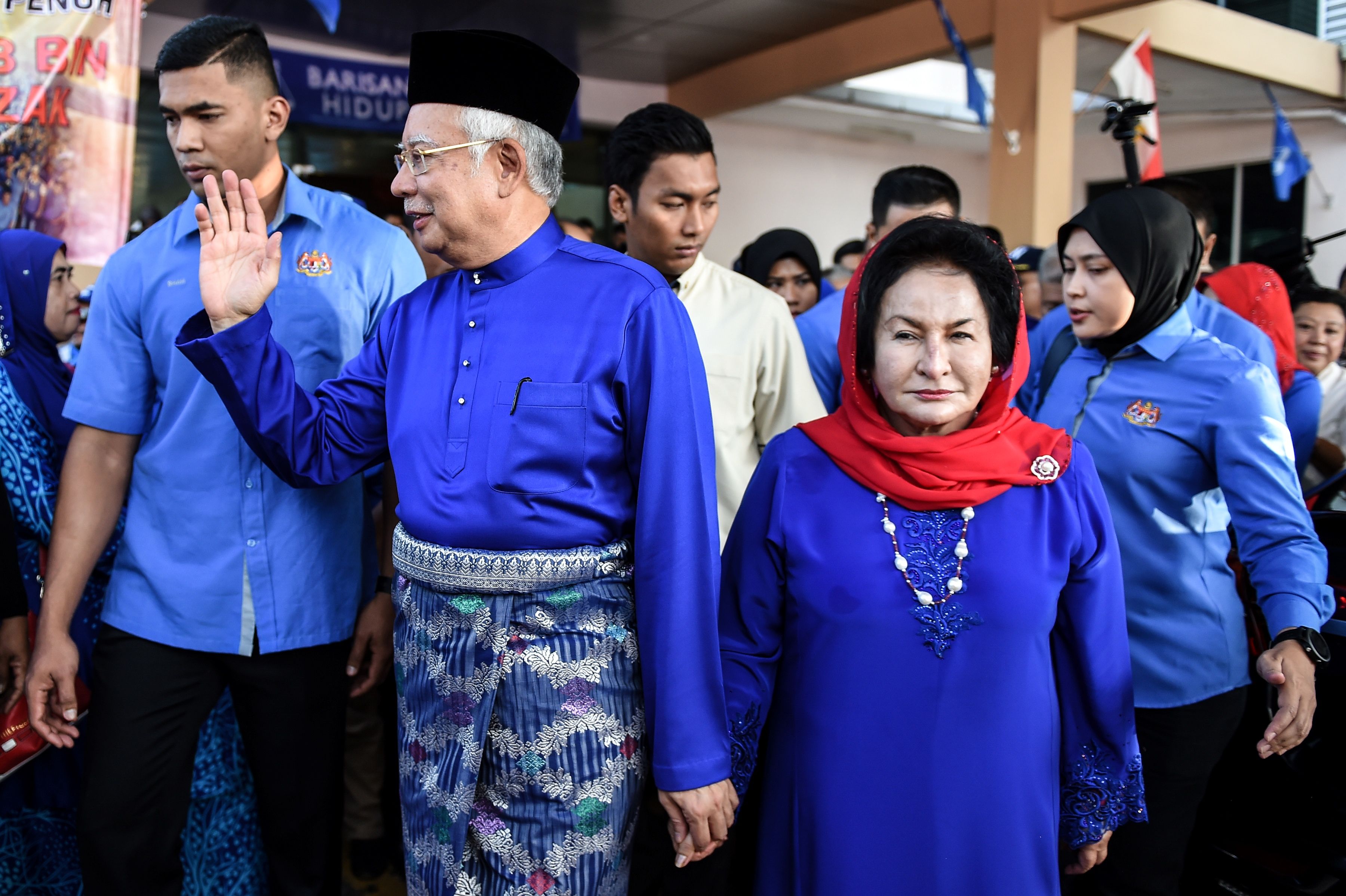 رئيس وزراء ماليزيا يتقدم بأوراق ترشحه للانتخابات المقبلة