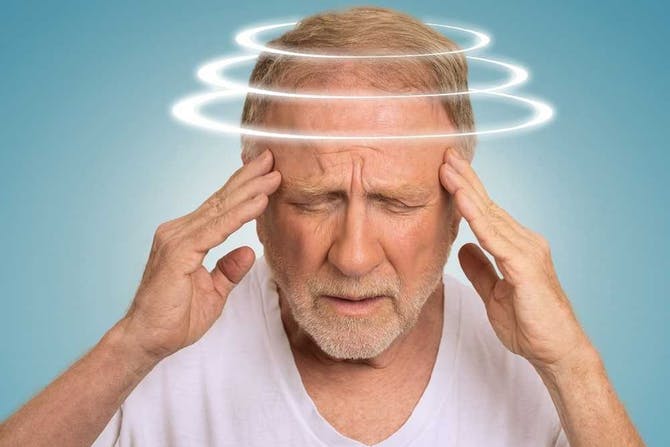 دوران لرأس من التهابات الاذن الداخلية