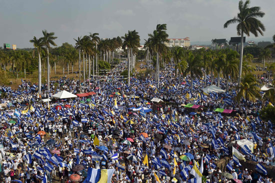 الآلاف فى نيكاراجوا يطالبون بوقف العنف ضد المتظاهرين