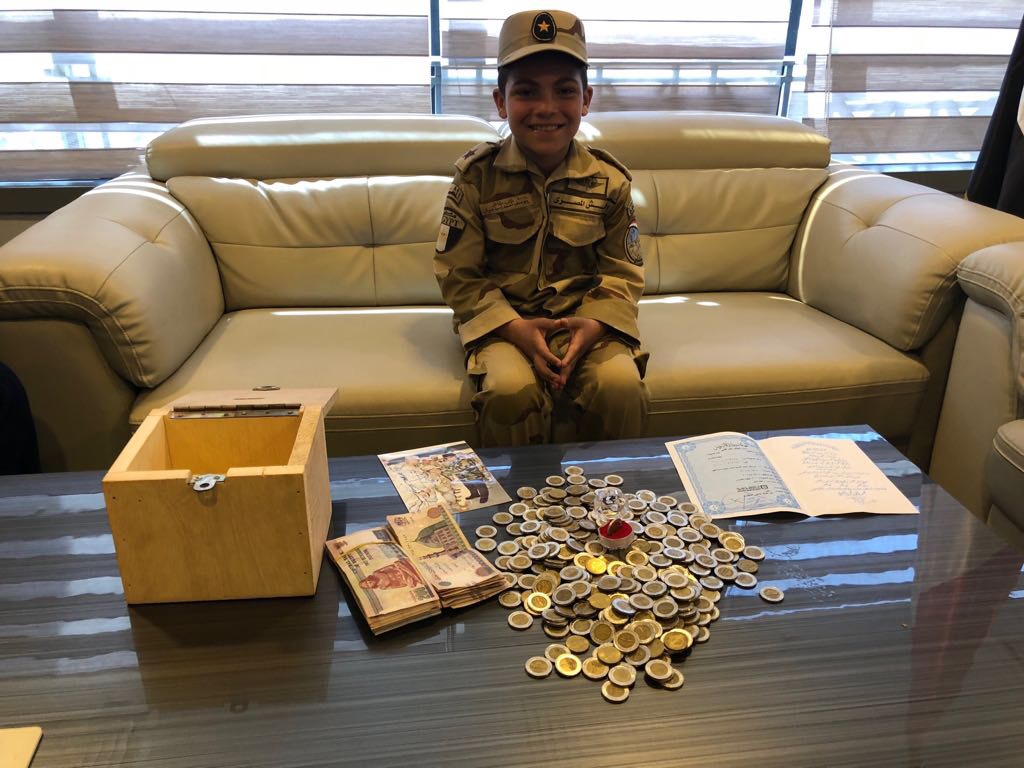 طفل يتبرع بمدخراته لصالح صندوق تحيا مصر  (2)