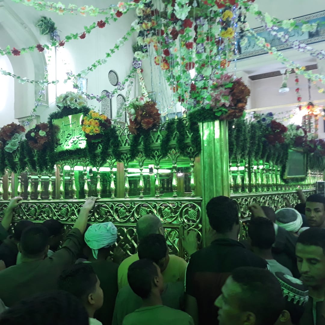  آلاف الصوفيين يحتفلون بالليلة الختامية لمولد سيدى عبد الرحيم القنائى (1)