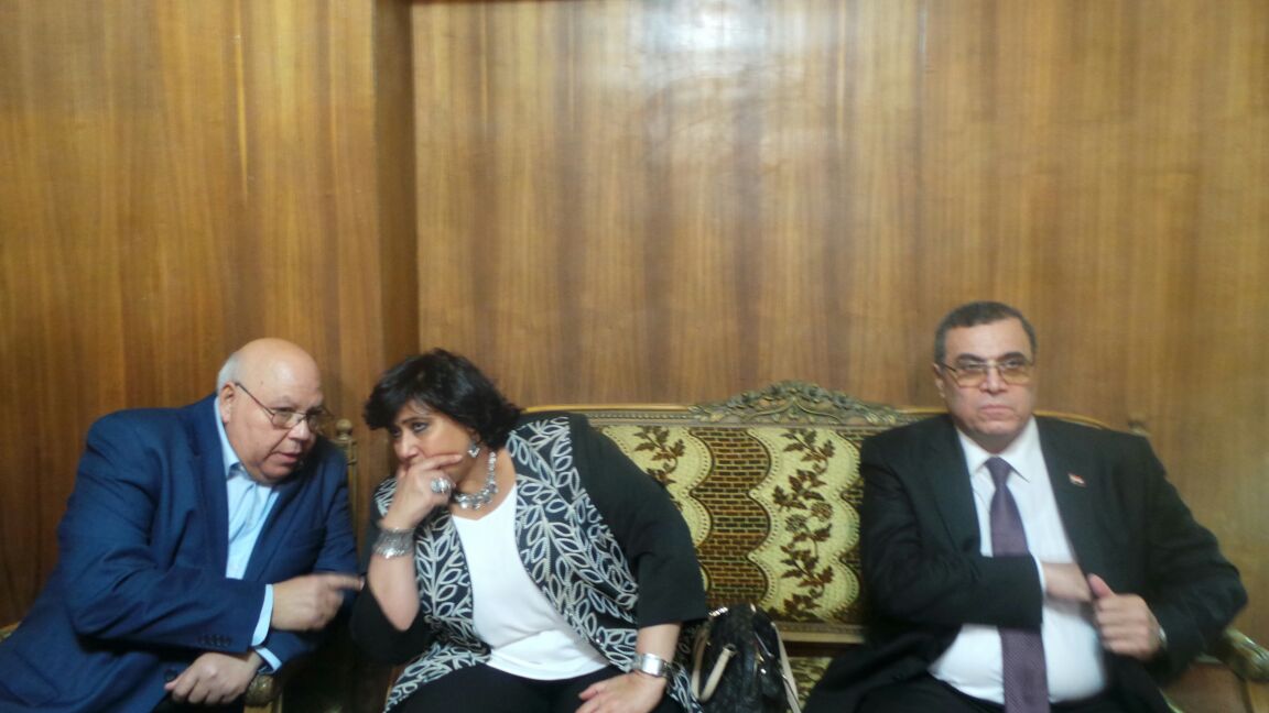 الدكتورة ايناس عبد الدايم فى قصر ثقافة افيوم (2)