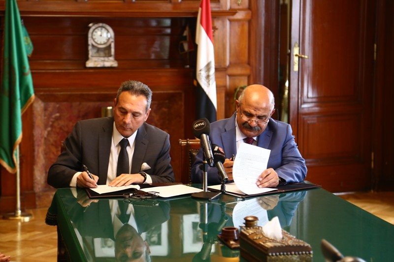 بنك مصر يدعم مستشفى شفاء الأورمان (2)